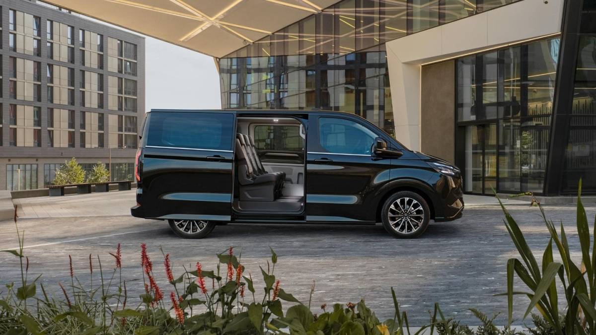 Ford Tourneo Custom (AUTOMAT) 2024