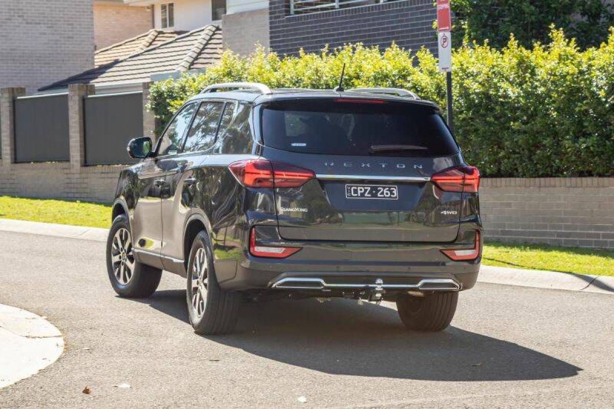 SsangYong Rexton Premium (4x4 AUTOMAT)  2024