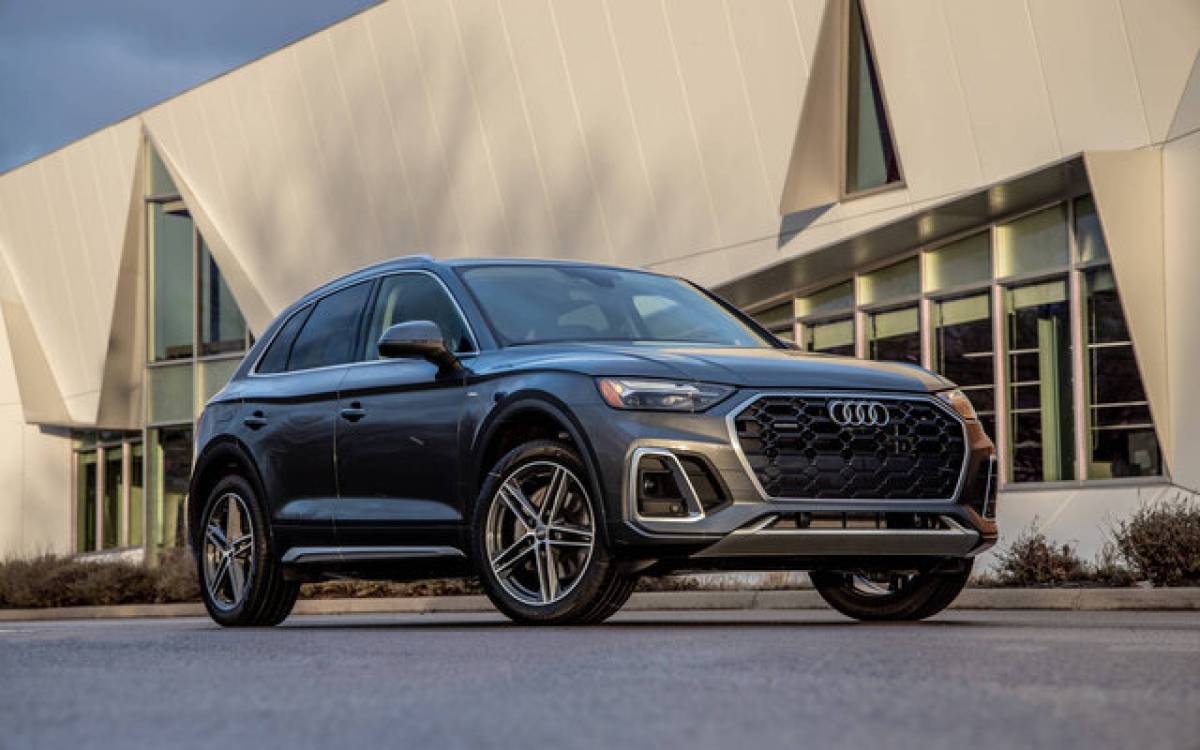 Audi Q5 (4x4 AUTOMAT) 2024