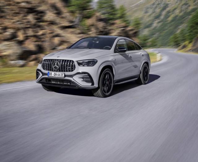 Mercedes-Benz GLE (4x4 AUTOMAT) 2024